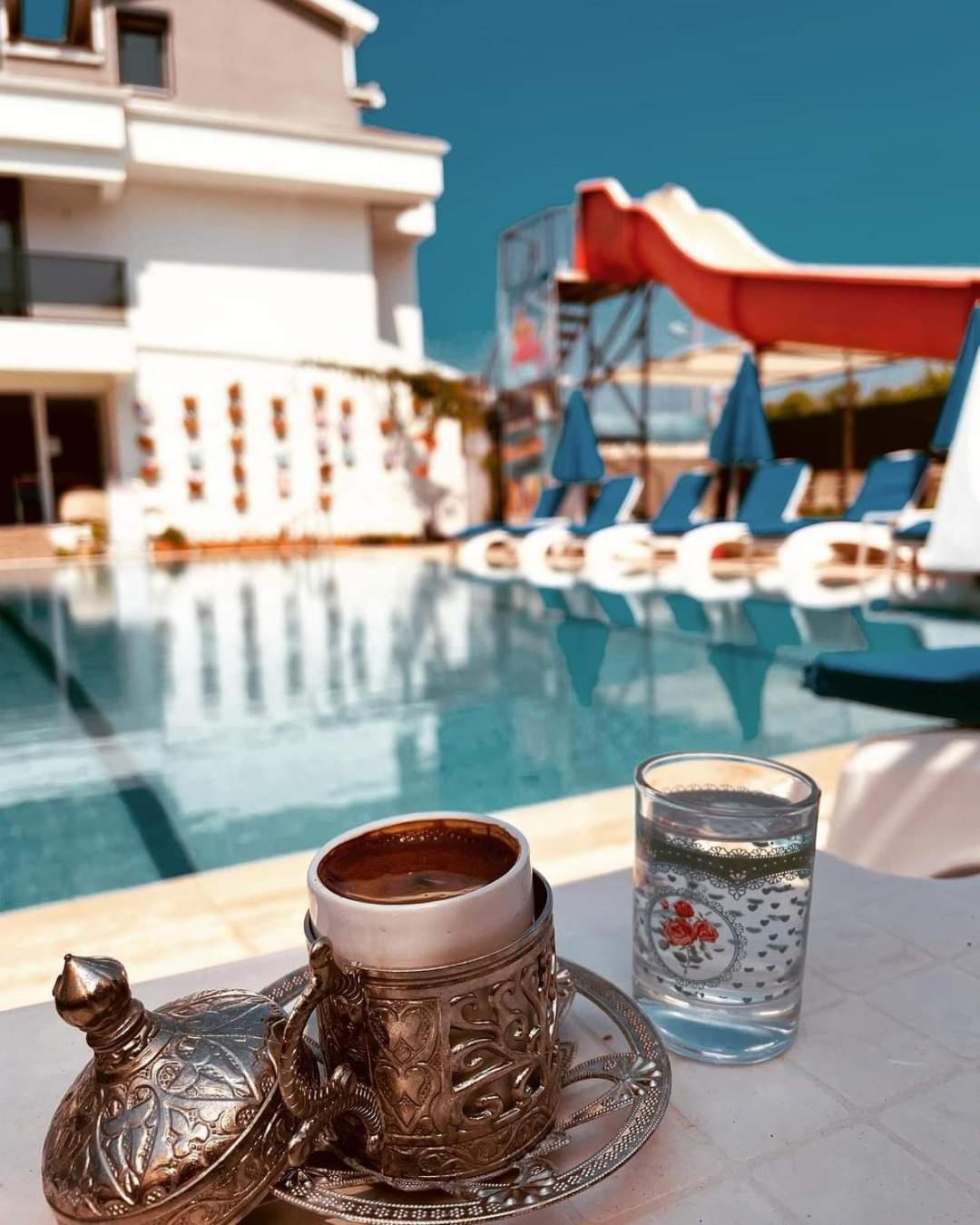 Alis Hotel Fethiye Esterno foto