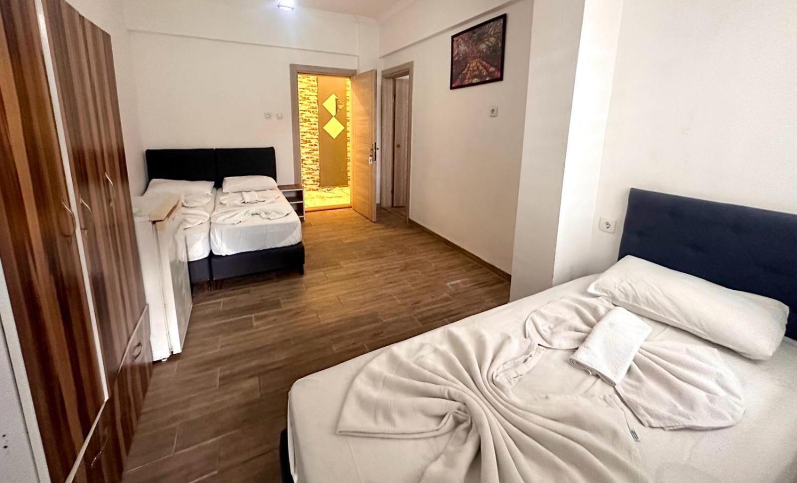 Alis Hotel Fethiye Esterno foto