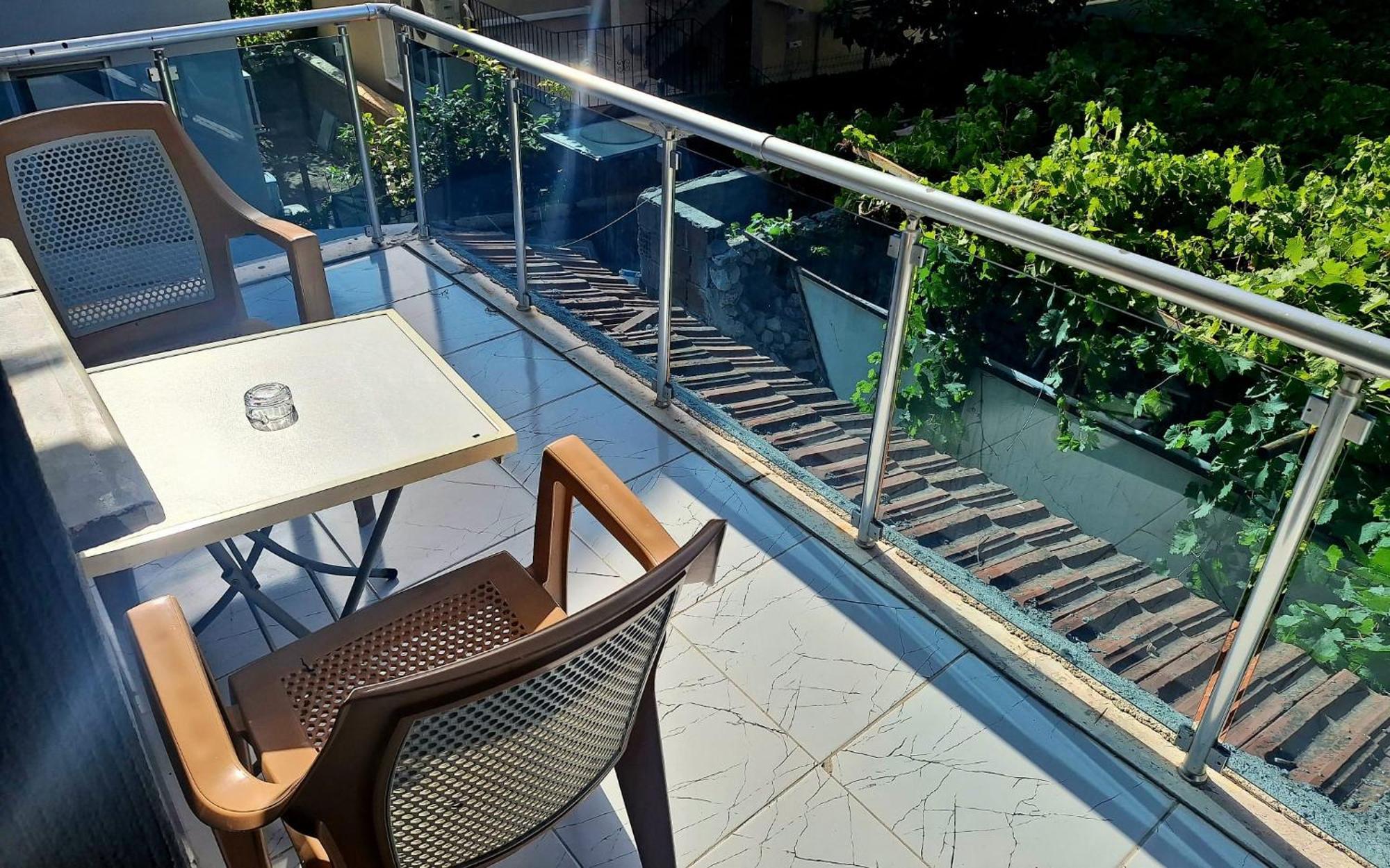 Alis Hotel Fethiye Esterno foto