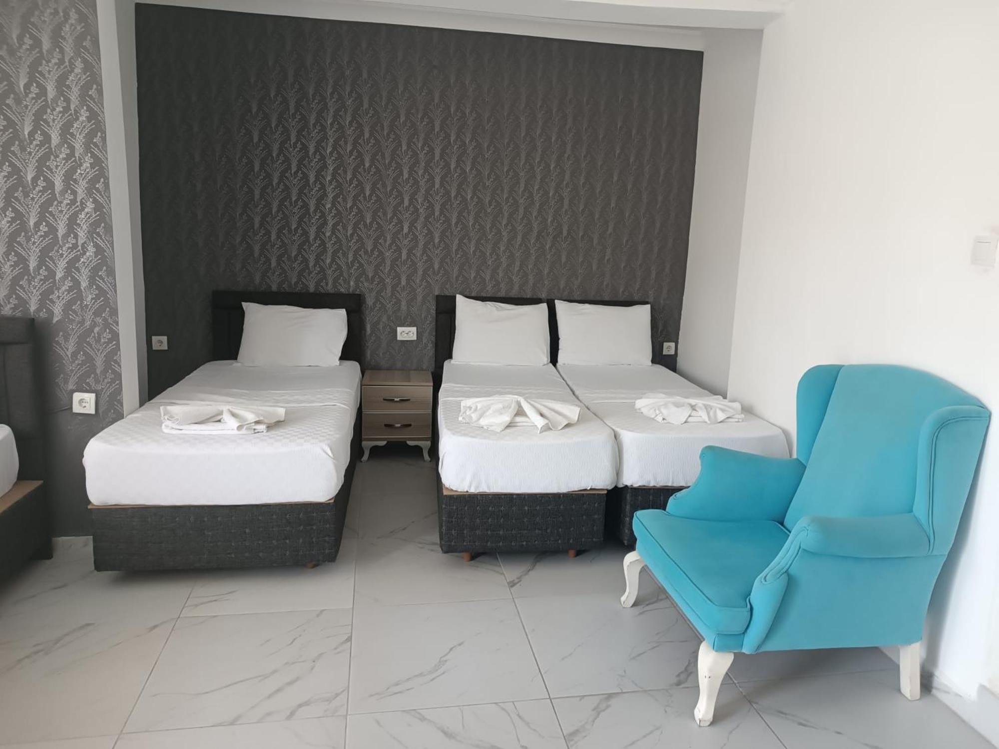 Alis Hotel Fethiye Esterno foto